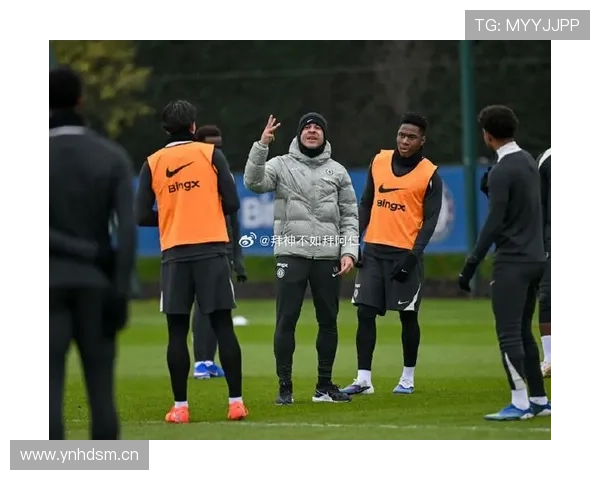 切尔西主帅执教稳定性承压，球队近期表现波动加剧对争冠形势影响